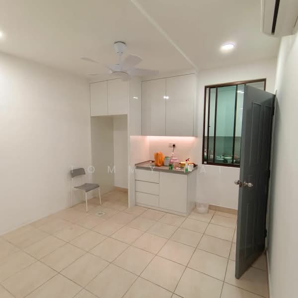 Austin Heights Austins Heightss untuk Untuk Dijual - RM 1,280,000, Mac 2026 - Kitchen - PropertyGuru.com.my