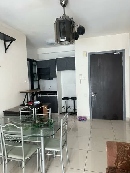 Service Residence for Sale at KL Traders Square - Annie How - Living Room - PropertyGuru.com.my