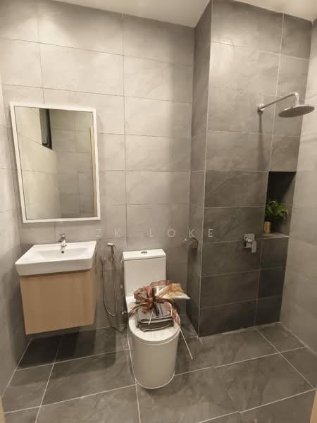 Paragon Residences @ Straits View untuk Untuk Dijual - RM 450,000, Mac 2026 - Bathroom - PropertyGuru.com.my
