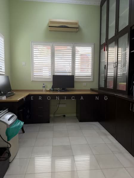Zero-Lot Bungalow for Sale in Seri Kembangan (Selangor) - Veronica Ng - Study - PropertyGuru.com.my