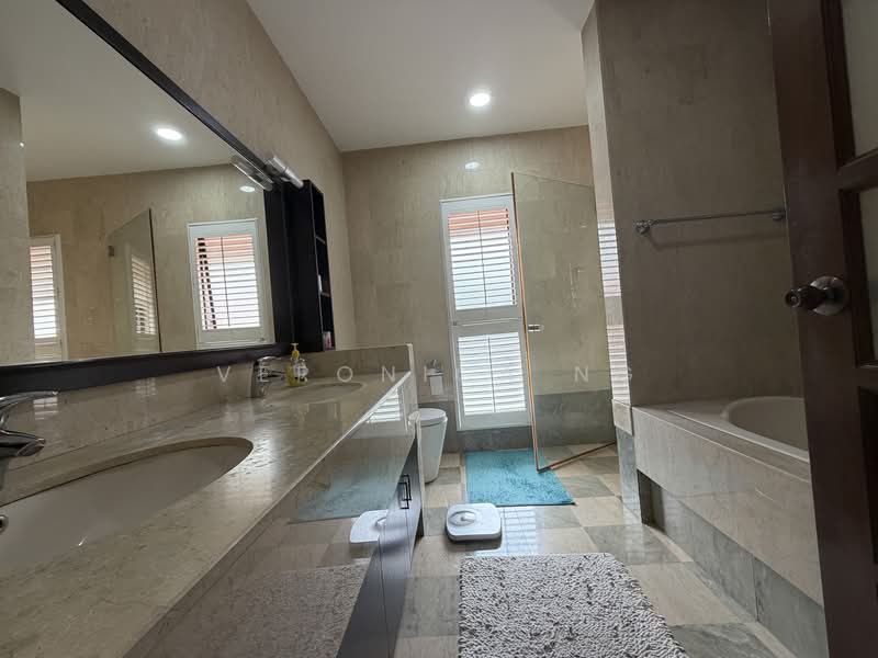 Zero-Lot Bungalow for Sale in Seri Kembangan (Selangor) - Veronica Ng - Bathroom - PropertyGuru.com.my