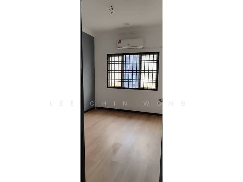 Townhouse for Sale in Taman Tampoi Indah (Tampoi) - Lee Chin Wong - Interior - PropertyGuru.com.my