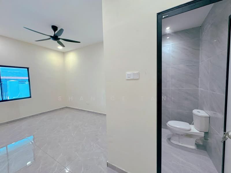 1-storey Terraced House for Sale in Taman Dato Syed Mohamad Idrus (Gelang Patah) - Shanice Tan - Interior - PropertyGuru.com.my