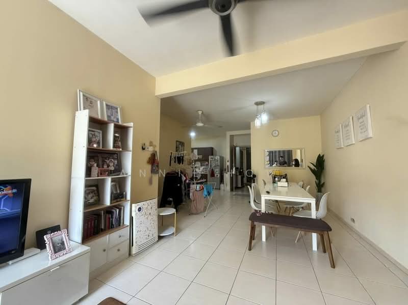 Condominium for Sale at Platinum Lake PV 10 - Annie How - Living Room - PropertyGuru.com.my