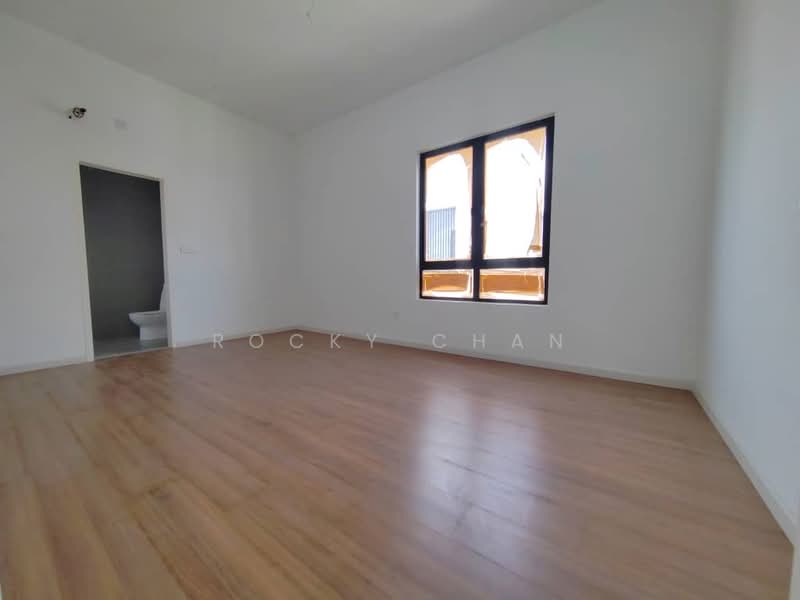 Semi-Detached House for Sale in Rawang (Selangor) - Rocky Chan - Interior - PropertyGuru.com.my