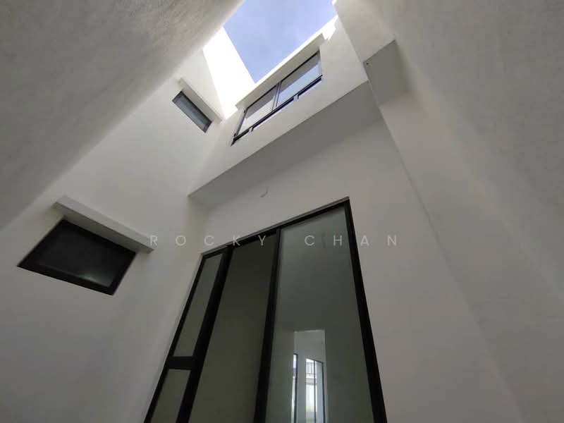 Semi-Detached House for Sale in Rawang (Selangor) - Rocky Chan - Interior - PropertyGuru.com.my