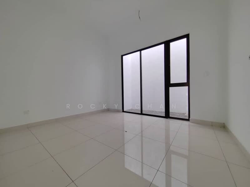 Semi-Detached House for Sale in Rawang (Selangor) - Rocky Chan - Interior - PropertyGuru.com.my