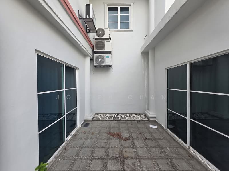 Rumah Berkembar untuk Dijual di Shah Alam (Selangor) - Joseph Chan - Exterior - PropertyGuru.com.my