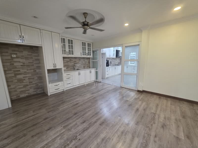 Rumah Berkembar untuk Dijual di Shah Alam (Selangor) - Joseph Chan - Kitchen - PropertyGuru.com.my