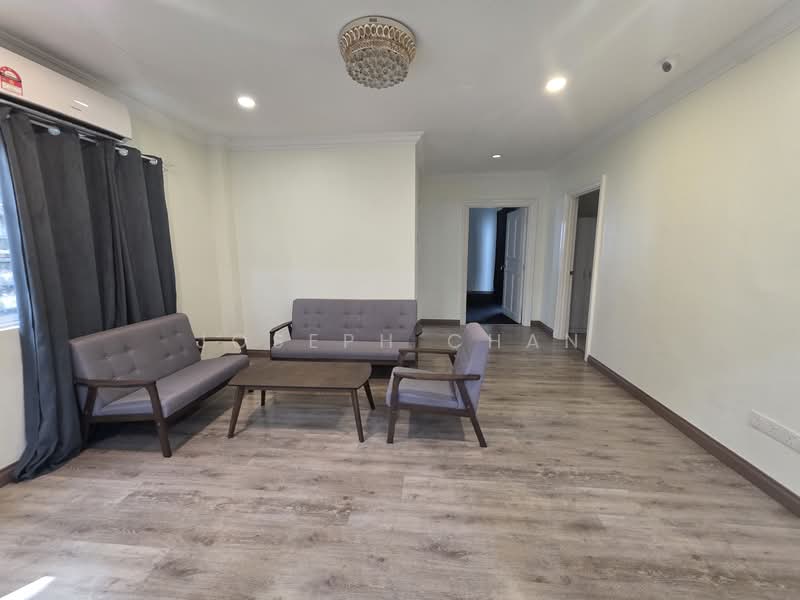Rumah Berkembar untuk Dijual di Shah Alam (Selangor) - Joseph Chan - Living Room - PropertyGuru.com.my