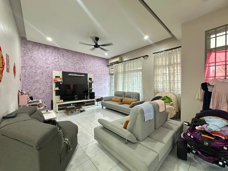Semi-Detached House for Sale in Taman Bukit Jaya (Ulu Tiram) - Shi Ting - Living Room - PropertyGuru.com.my