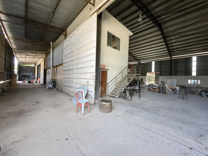 Warehouse for Rent in Rawang (Selangor) - Vincent Tee - Interior - PropertyGuru.com.my