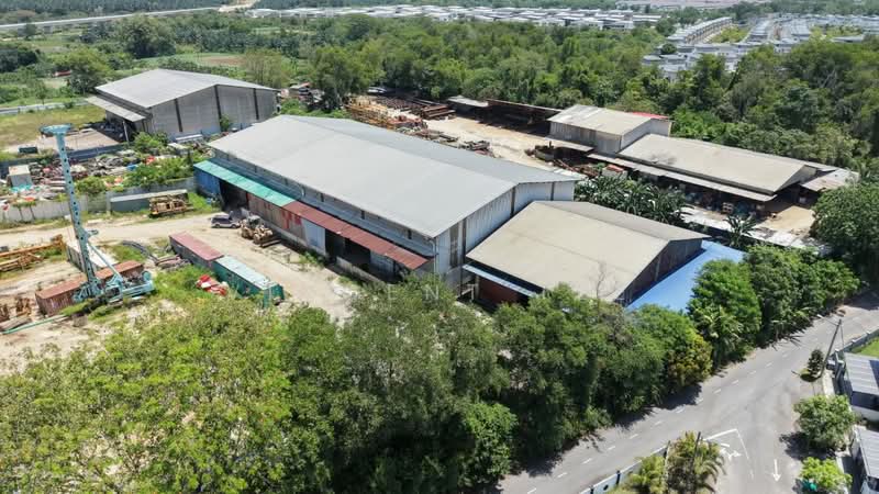 Warehouse for Rent in Rawang (Selangor) - Vincent Tee - Exterior - PropertyGuru.com.my