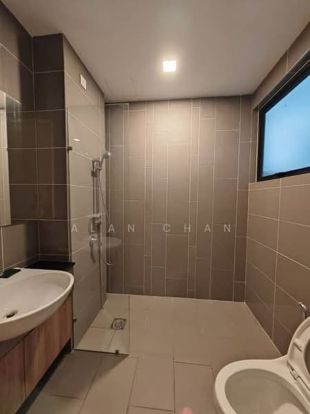3-storey Terraced House for Rent in 16 Sierra (Puchong) - Alan Chan - Bathroom - PropertyGuru.com.my