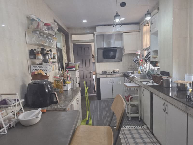 2-storey Terraced House for Sale in Bukit Jelutong (Shah Alam) - Joseph Chan - Kitchen - PropertyGuru.com.my