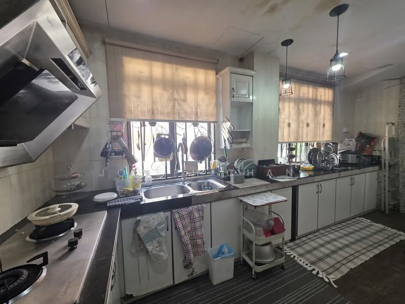 2-storey Terraced House for Sale in Bukit Jelutong (Shah Alam) - Joseph Chan - Kitchen - PropertyGuru.com.my