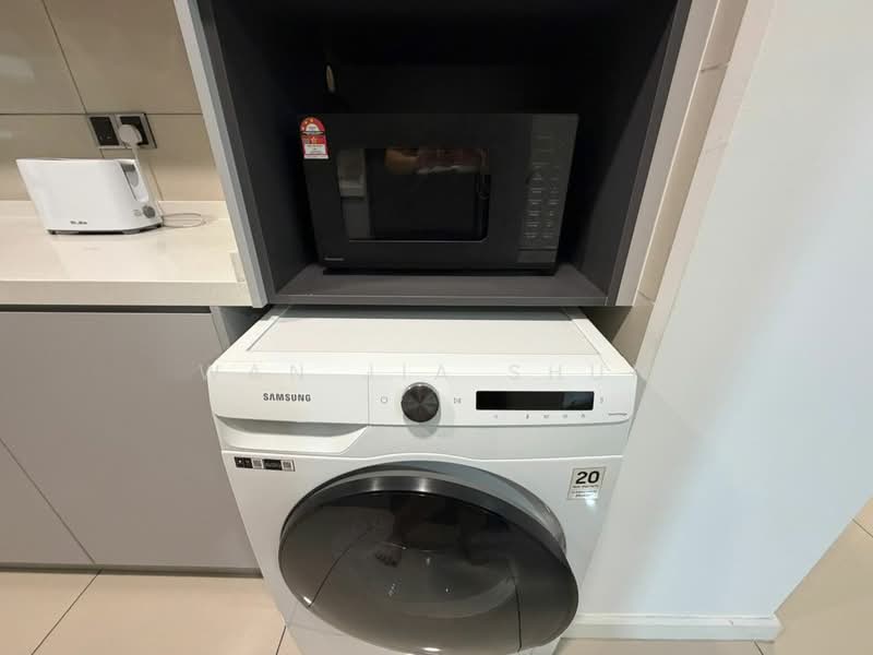 Service Residence for Rent at Duta Park Residences - Wan Jia Shun - PropertyGuru.com.my