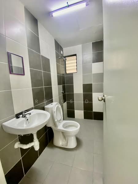 Service Residence for Sale at Residensi Mutiara Kajang 2 - Firdaus Dauz - PropertyGuru.com.my