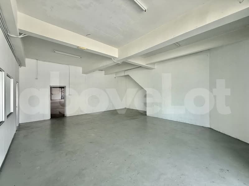 Factory for Rent in Taman Iks Simpang Ampat (Simpang Ampat) - Henry Tan - Interior - PropertyGuru.com.my