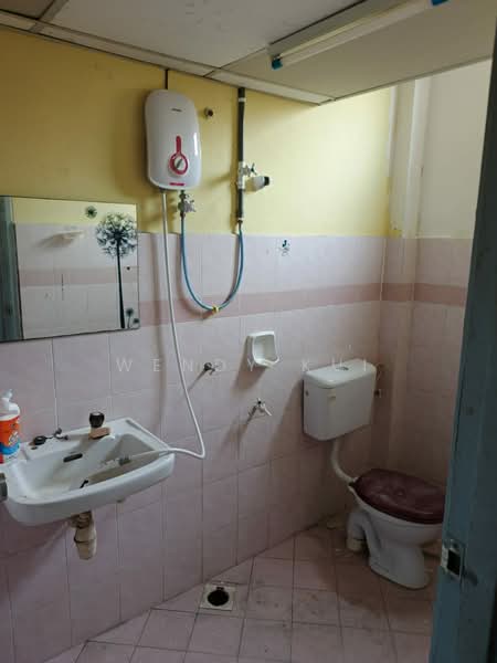 Shop / Office for Rent in Skudai (Johor) - Wendy Kui - Bathroom - PropertyGuru.com.my