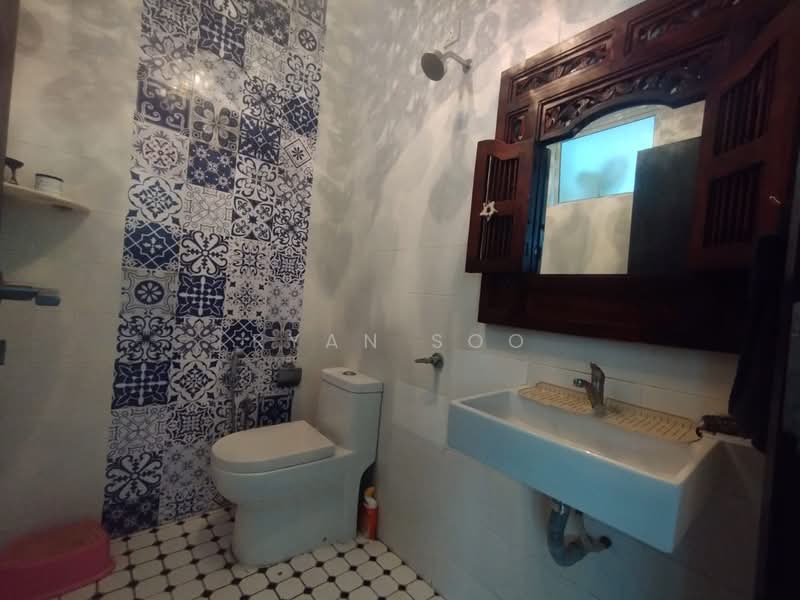 Semi-Detached House for Sale in Setia Eco Park (Setia Alam) - Ryan Soo - Bathroom - PropertyGuru.com.my