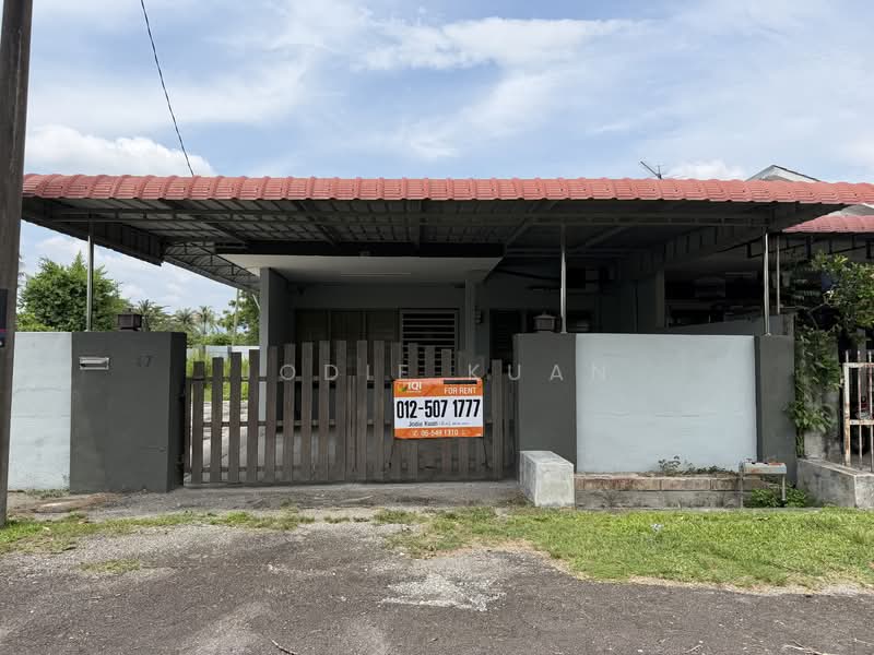 1-storey Terraced House for Rent in Taman Sunlight (Ipoh) - Jodie Kuan - Exterior - PropertyGuru.com.my