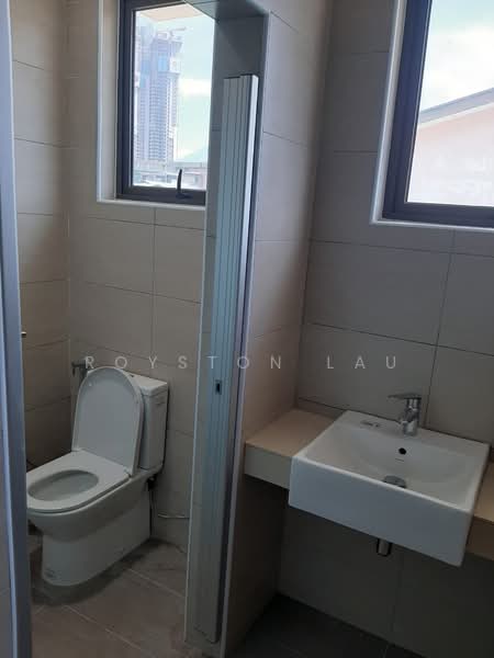 Warehouse for Rent in Petaling Jaya (Selangor) - Royston Lau - Bathroom - PropertyGuru.com.my