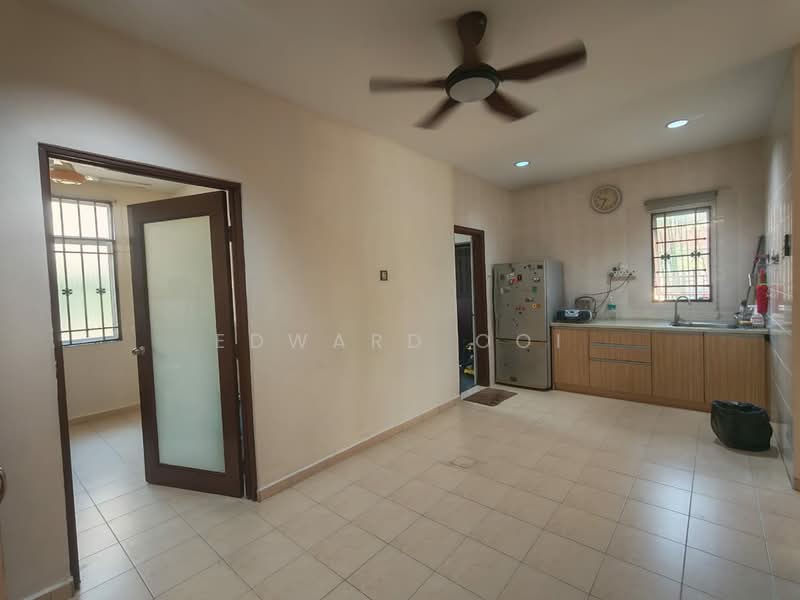 Rumah Teres 2 Tingkat untuk Dijual di Taman Angkasa Indah (Kajang) - Edward Ooi - Kitchen - PropertyGuru.com.my