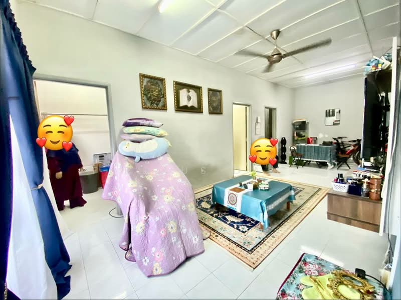 Apartment for Sale at Pangsapuri Putra Indah - Firdaus Dauz - Living Room - PropertyGuru.com.my