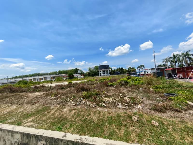 Commercial Land for Sale in Serkam (Melaka) - Wesley Tan - Exterior - PropertyGuru.com.my