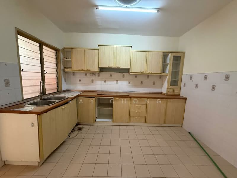 Terraced House for Rent in Bandar Kinrara Seksyen 5 (Bandar Kinrara) - Ray Chong - Kitchen - PropertyGuru.com.my