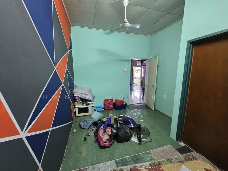 2-storey Terraced House for Sale in Taman Puteri Wangsa (Ulu Tiram) - Hanna Mohamed - Interior - PropertyGuru.com.my