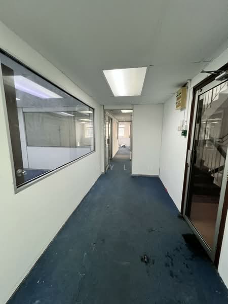 Office for Rent in Jalan Klang Lama (Old Klang Road) (Kuala Lumpur) - Sheryl Ng - Corridor - PropertyGuru.com.my