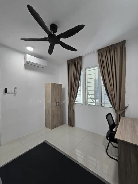 Condominium for Rent at Platinum Lake PV 16 - Chris Chia - Bedroom - PropertyGuru.com.my