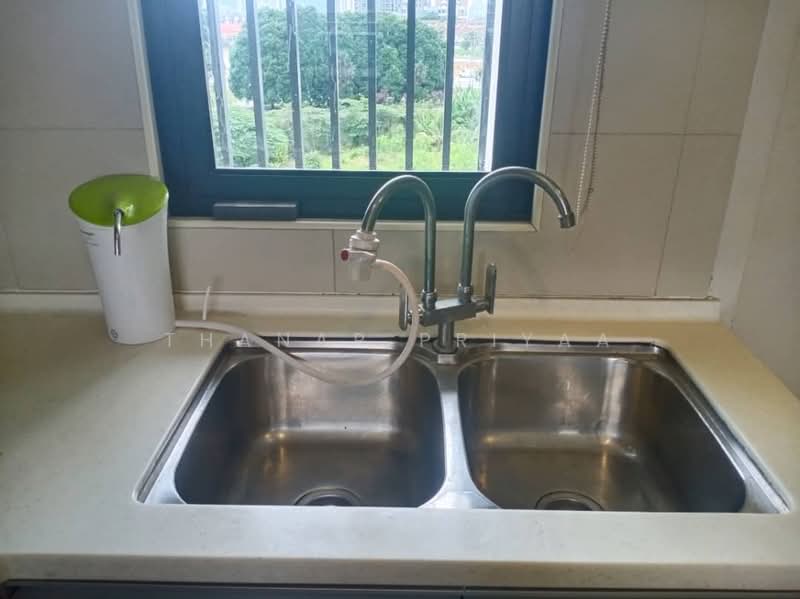 Condominium for Sale at LaCosta @ Sunway South Quay - Thanap Priyaa - Kitchen - PropertyGuru.com.my