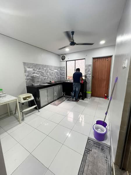 2-storey Terraced House for Sale in Taman Kota Masai (Pasir Gudang) - Hanna Mohamed - Kitchen - PropertyGuru.com.my