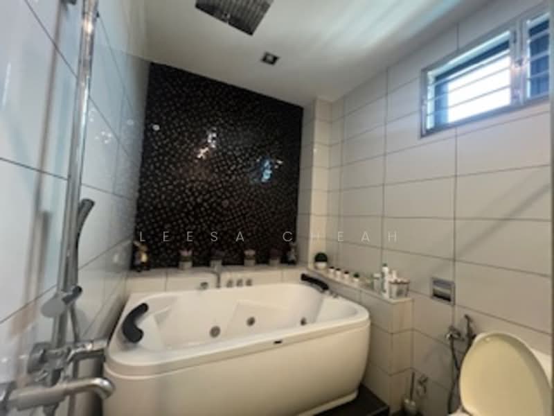 Taman Merbau Indah untuk Untuk Dijual - RM 3,900,000, Mac 2026 - Bathroom - PropertyGuru.com.my