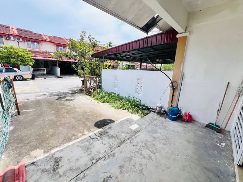 2-storey Terraced House for Sale in Bandar Baru Salak Tinggi (Sepang) - Mohamad Hanafi - Exterior - PropertyGuru.com.my
