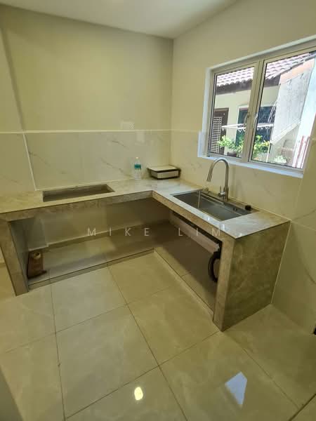 2-storey Terraced House for Sale in TAMAN PUCHONG UTAMA (Puchong) - Mike Lim - Kitchen - PropertyGuru.com.my