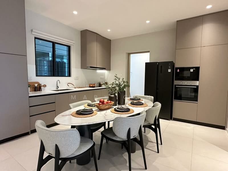 Condominium for Sale at Waterstone - Mark Goh - Kitchen - PropertyGuru.com.my