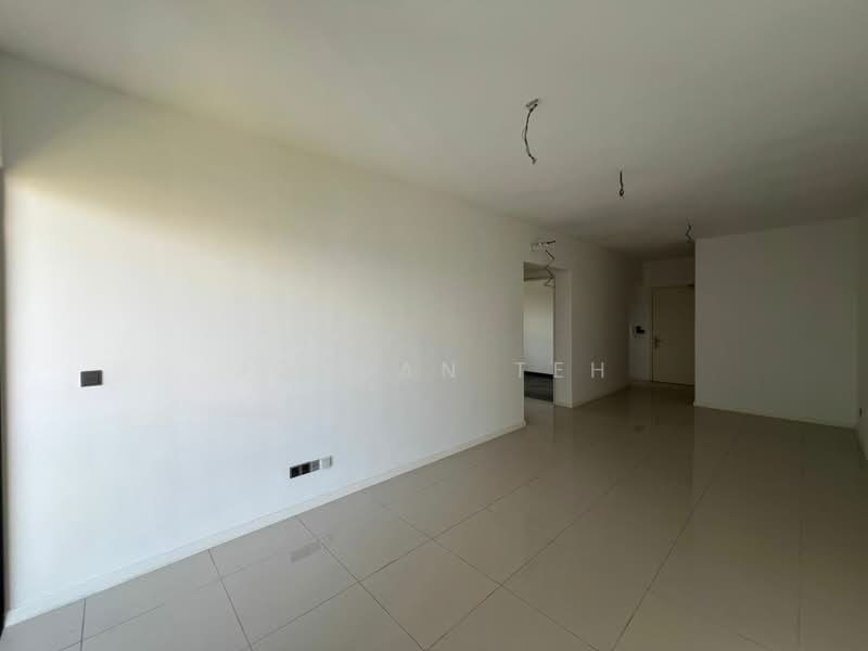 Servis Apartment untuk Dijual di Duta Park Residences - Jordan Teh - Living Room - PropertyGuru.com.my