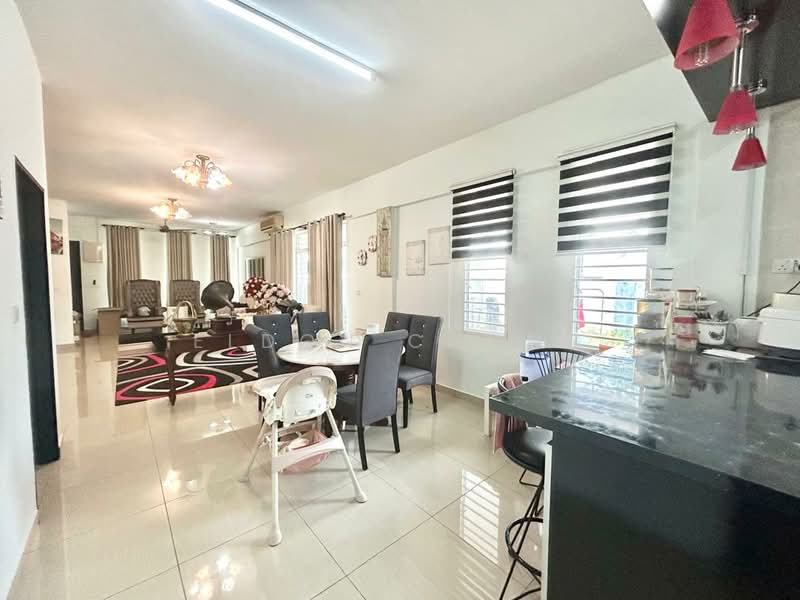 Bangi Avenue untuk Untuk Dijual - RM 860,000, Mac 2026 - Living Room - PropertyGuru.com.my