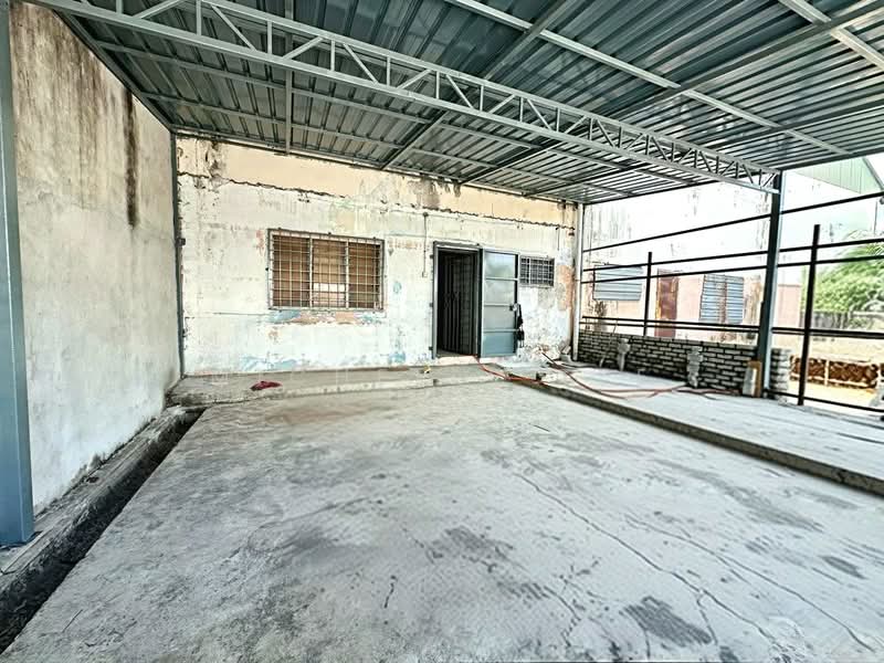 Taman Perindustrian Pulau Indah untuk Untuk Disewa - RM 3,000 /bulan, Mac 2026 - Exterior - PropertyGuru.com.my