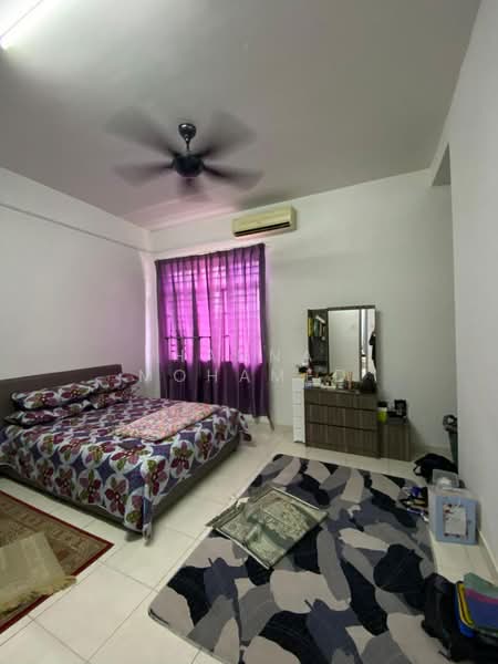 Taman Pulai Indah untuk Untuk Dijual - RM 450,000, Mac 2026 - Bedroom - PropertyGuru.com.my