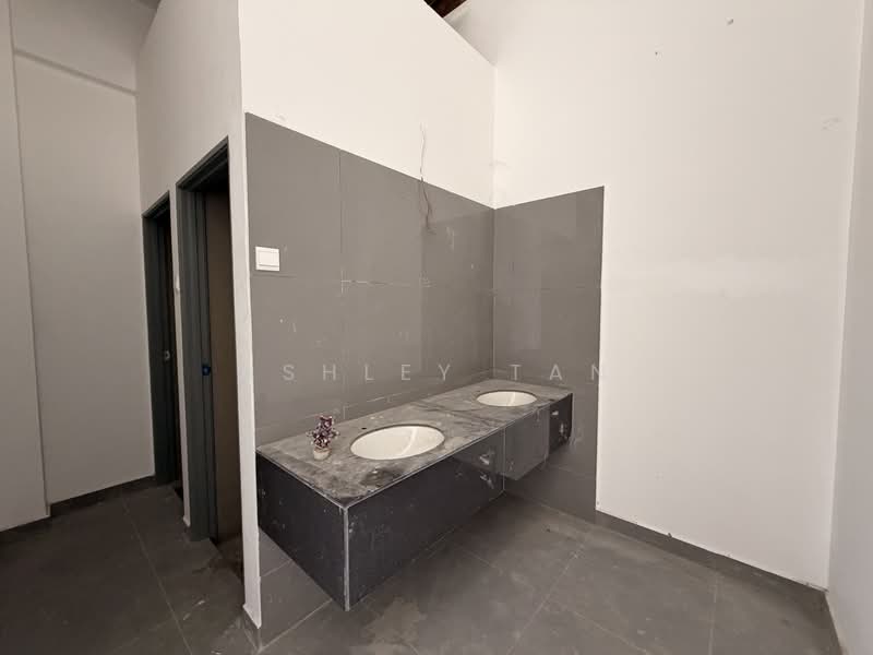 Factory for Rent in Perai (Penang) - Ashley Tan - Bathroom - PropertyGuru.com.my