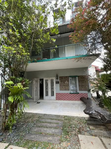 Jalan Mariamah Jb Town Freehold Double Storey Bungalow 4393 Sqft untuk Untuk Dijual - RM 2,000,000, Mac 2026 - Exterior - PropertyGuru.com.my