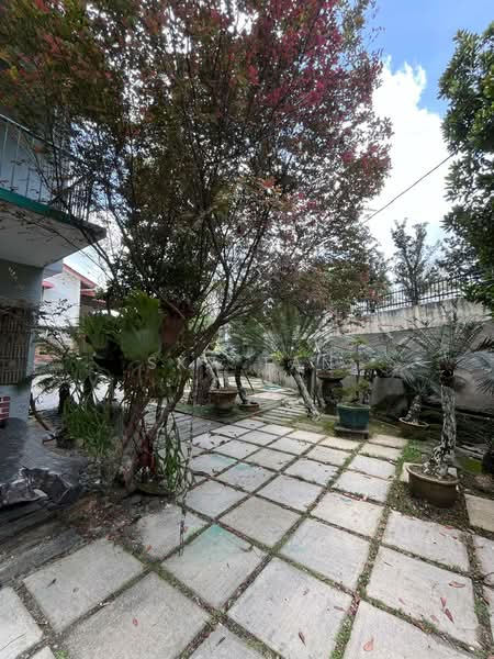 Jalan Mariamah Jb Town Freehold Double Storey Bungalow 4393 Sqft untuk Untuk Dijual - RM 2,000,000, Mac 2026 - Garden - PropertyGuru.com.my