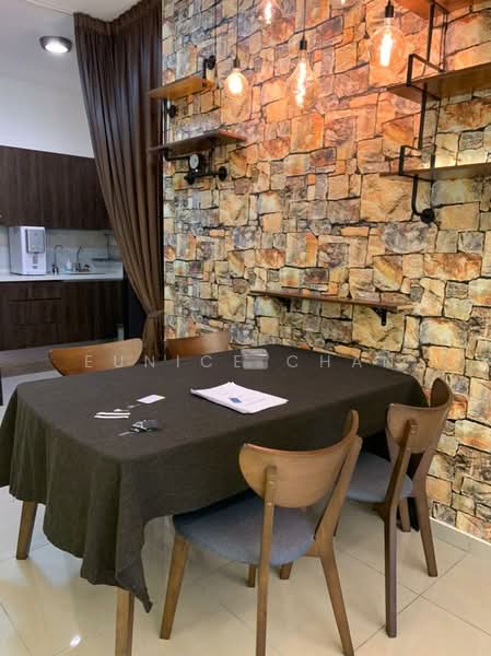 The Hipster untuk Untuk Disewa - RM 2,300 /bulan, Mac 2026 - Dining Room - PropertyGuru.com.my