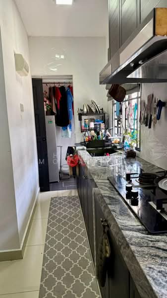 2-storey Terraced House for Sale in Pasir Gudang (Johor) - Hanna Mohamed - Kitchen - PropertyGuru.com.my