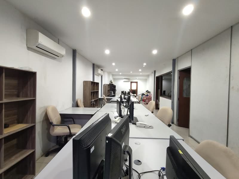 Shop / Office for Rent in Johor Bahru (Johor) - Alan Tham - Interior - PropertyGuru.com.my